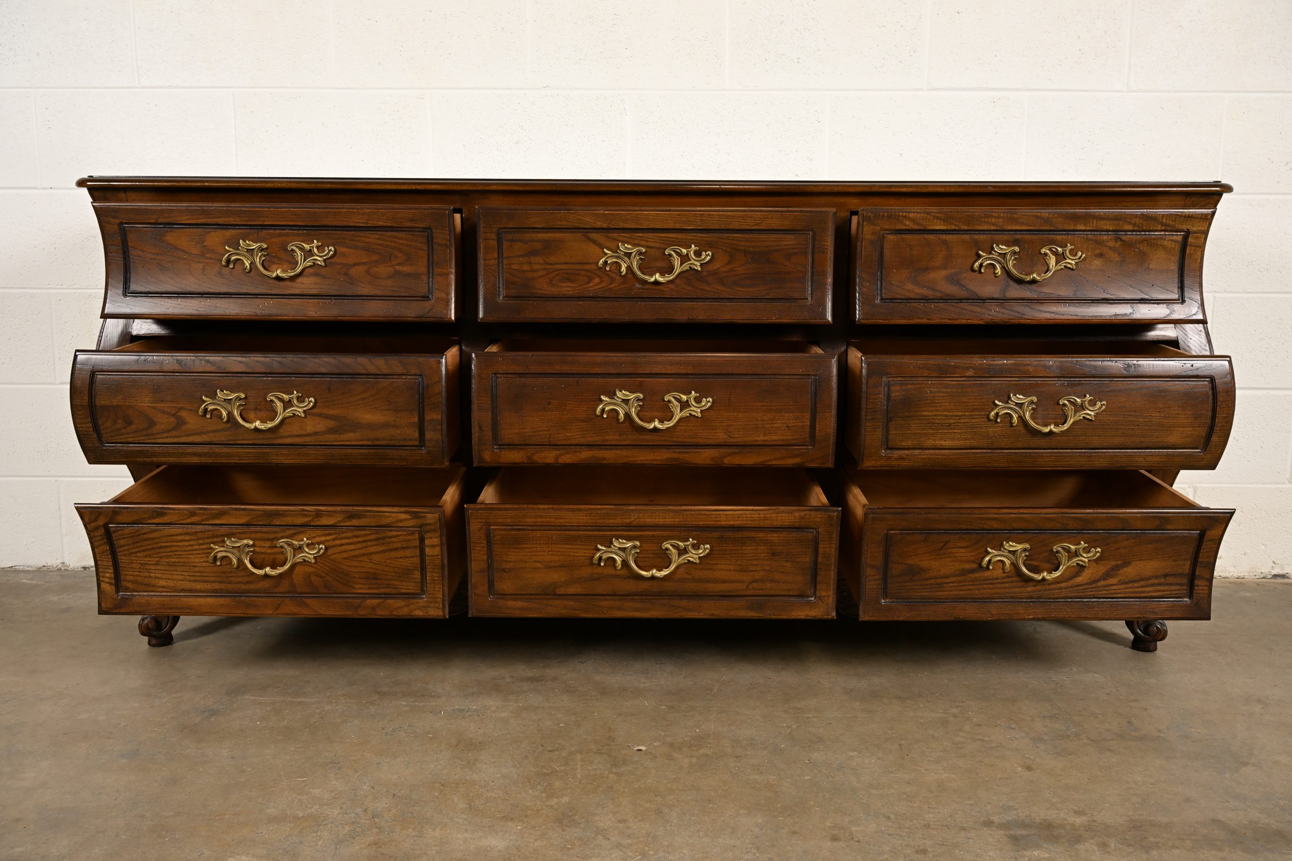 Baker Furniture French Provincial Louis XV Carved Oak and Burl Wood Triple Dresser or Credenza - Image 5