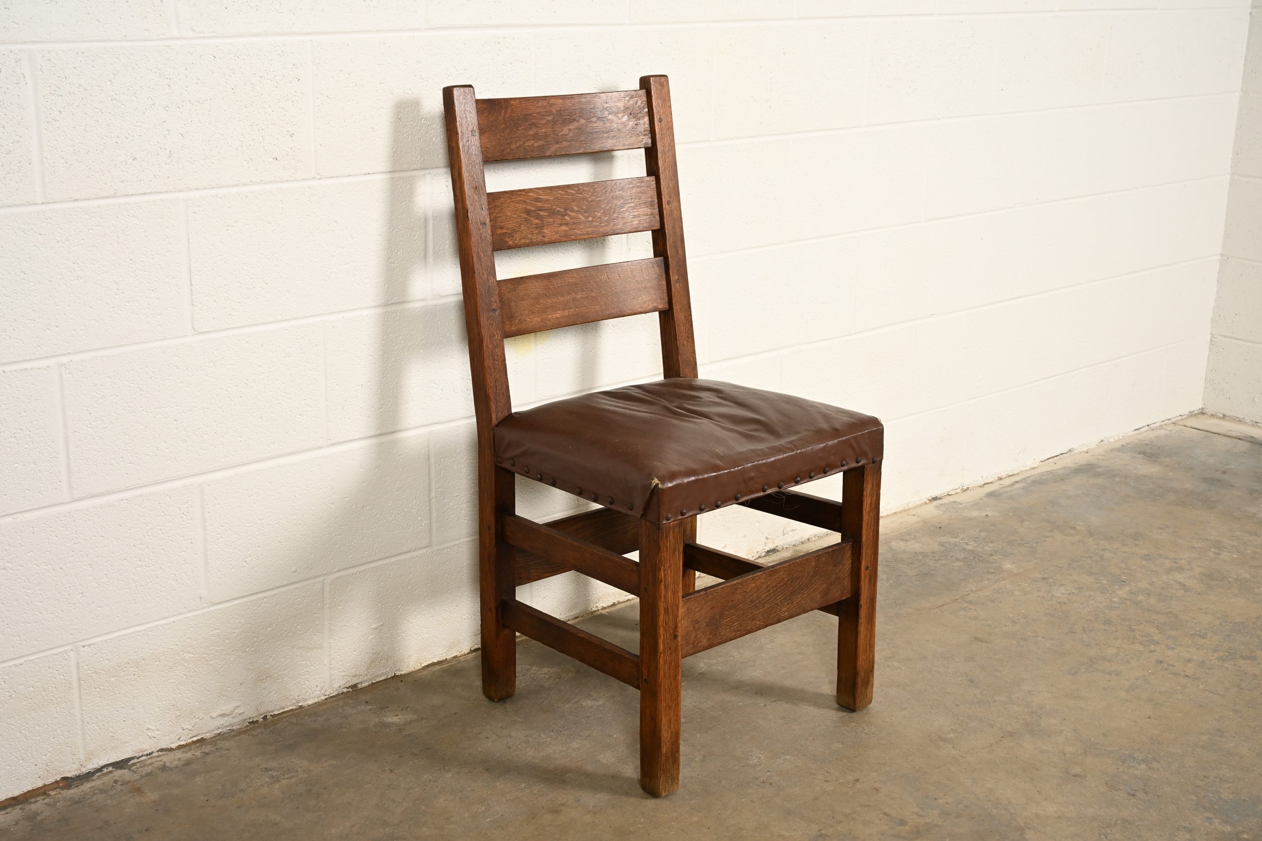 Gustav Stickley Antique Mission Oak Arts & Crafts Ladder Back Side Chair or Dining Chair, Circa 1910 - Image 4
