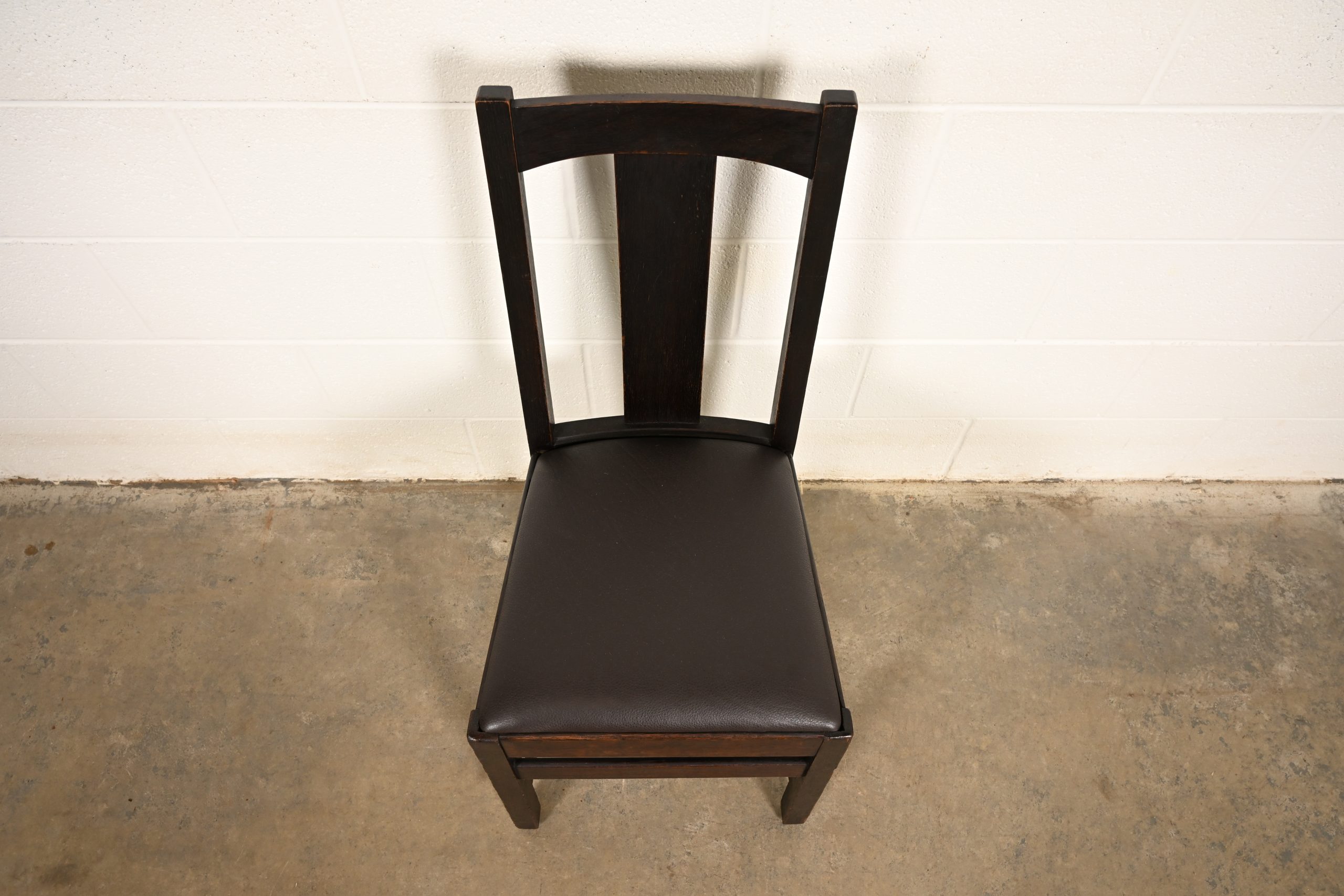 Limbert Antique Mission Oak Arts & Crafts T-Back Side Chair or Dining Chair, Circa 1910 - Image 5