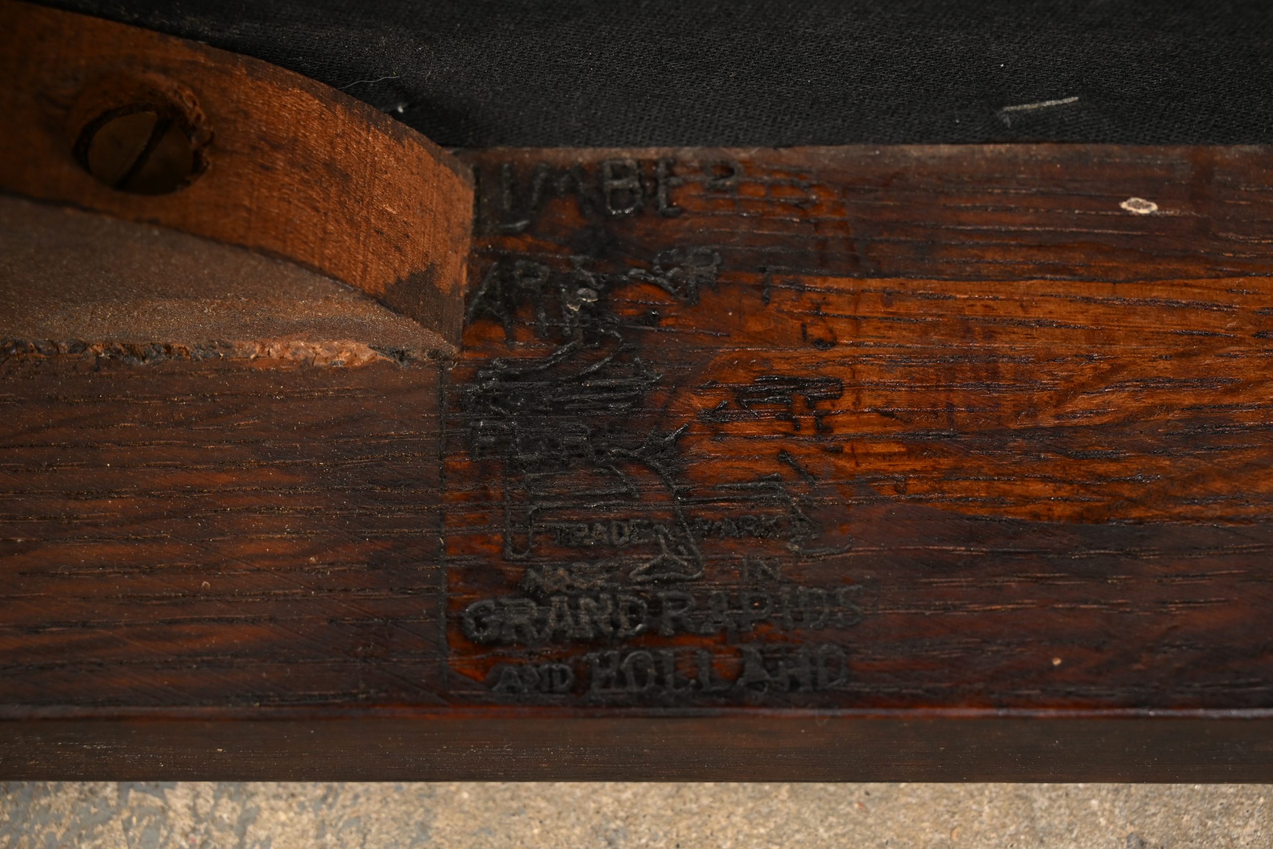 Limbert Antique Mission Oak Arts & Crafts T-Back Side Chair or Dining Chair, Circa 1910 - Image 10