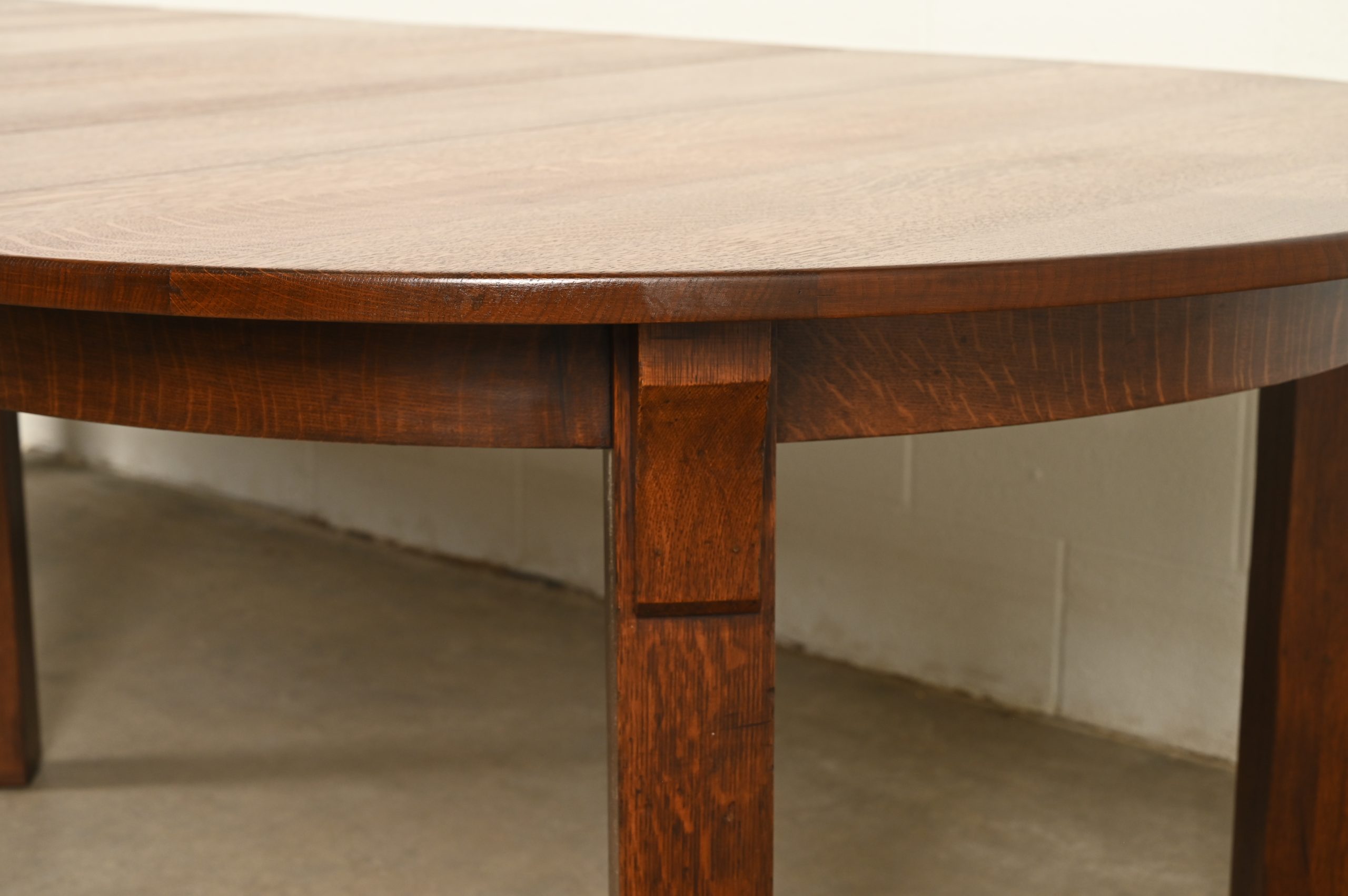 Limbert Antique Mission Oak Arts & Crafts Five-Leg Extension Dining Table, Newly Refinished - Image 12