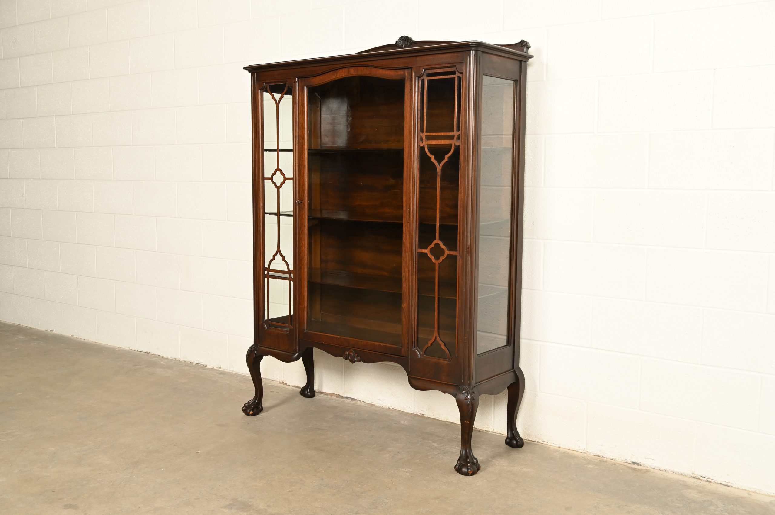 Berkey & Gay Style Antique Chippendale Carved Mahogany Bookcase Cabinet, Circa 1920s - Image 4