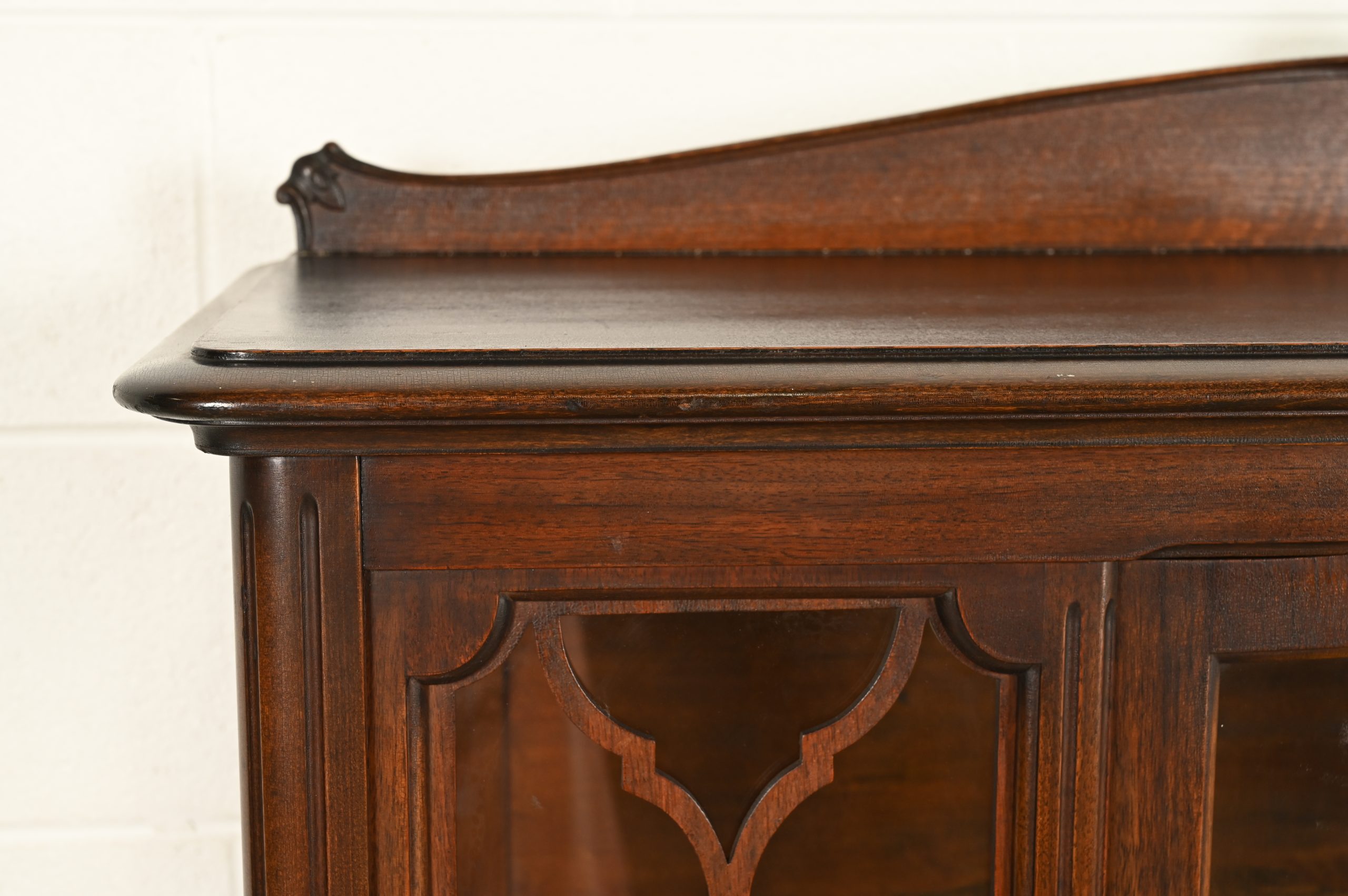 Berkey & Gay Style Antique Chippendale Carved Mahogany Bookcase Cabinet, Circa 1920s - Image 9