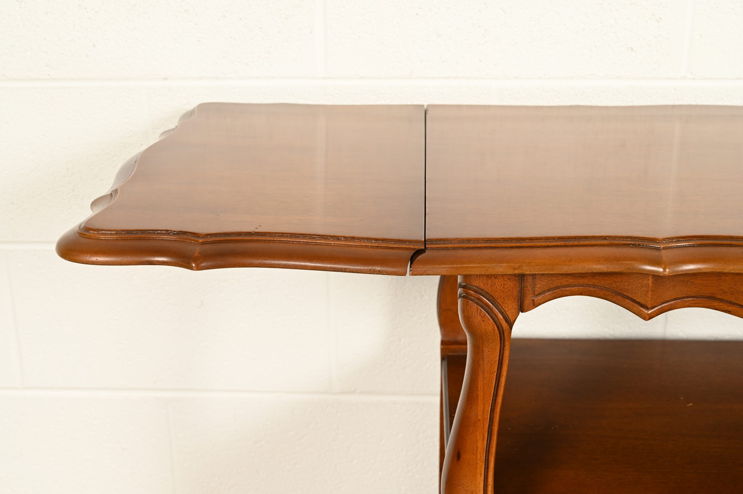 Thomasville French Provincial Louis XV Carved Walnut Buffet Server or Bar Cart, Circa 1970s - Image 11
