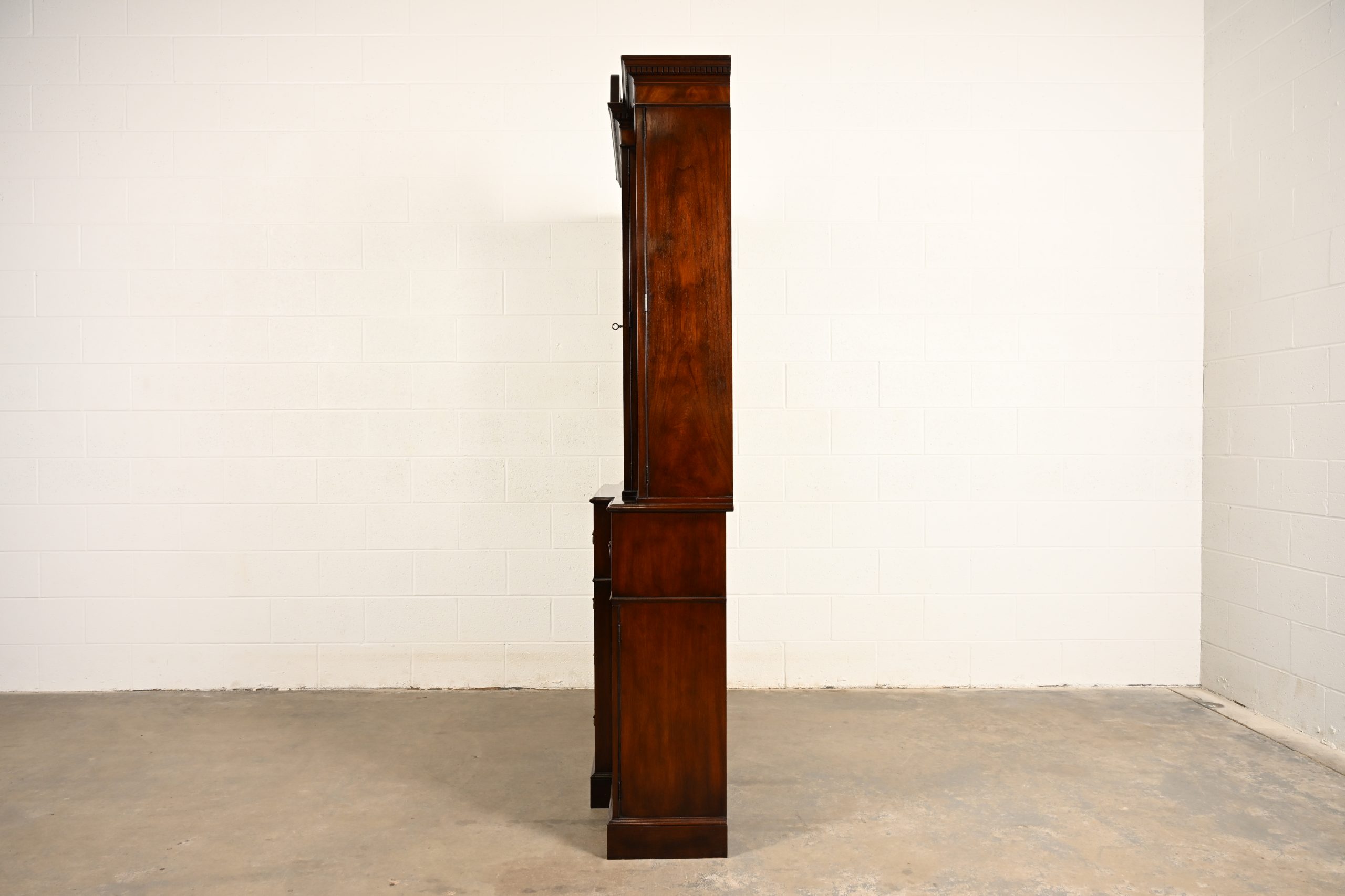 Baker Furniture Georgian Flame Mahogany Lighted Breakfront Bookcase Cabinet With Drop Front Secretary Desk, Circa 1960s - Image 15