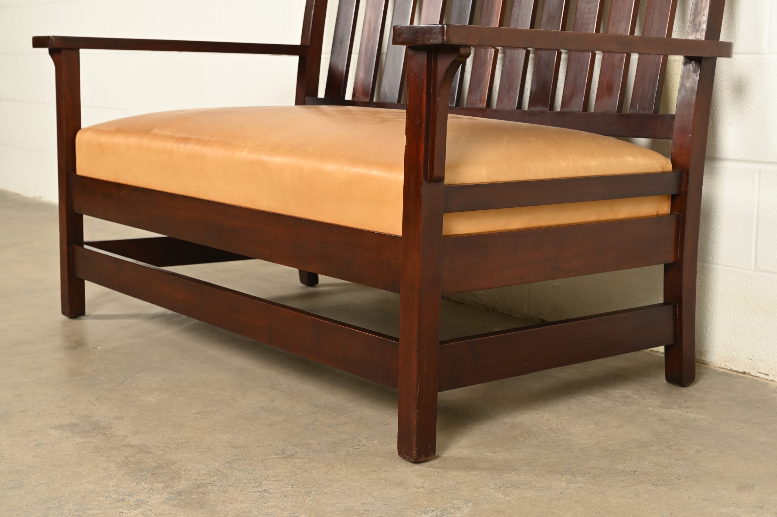 L. & J. G. Stickley Antique Mission Arts & Crafts Onondaga Mahogany Bench or Settle Sofa, Circa 1902 - Image 10