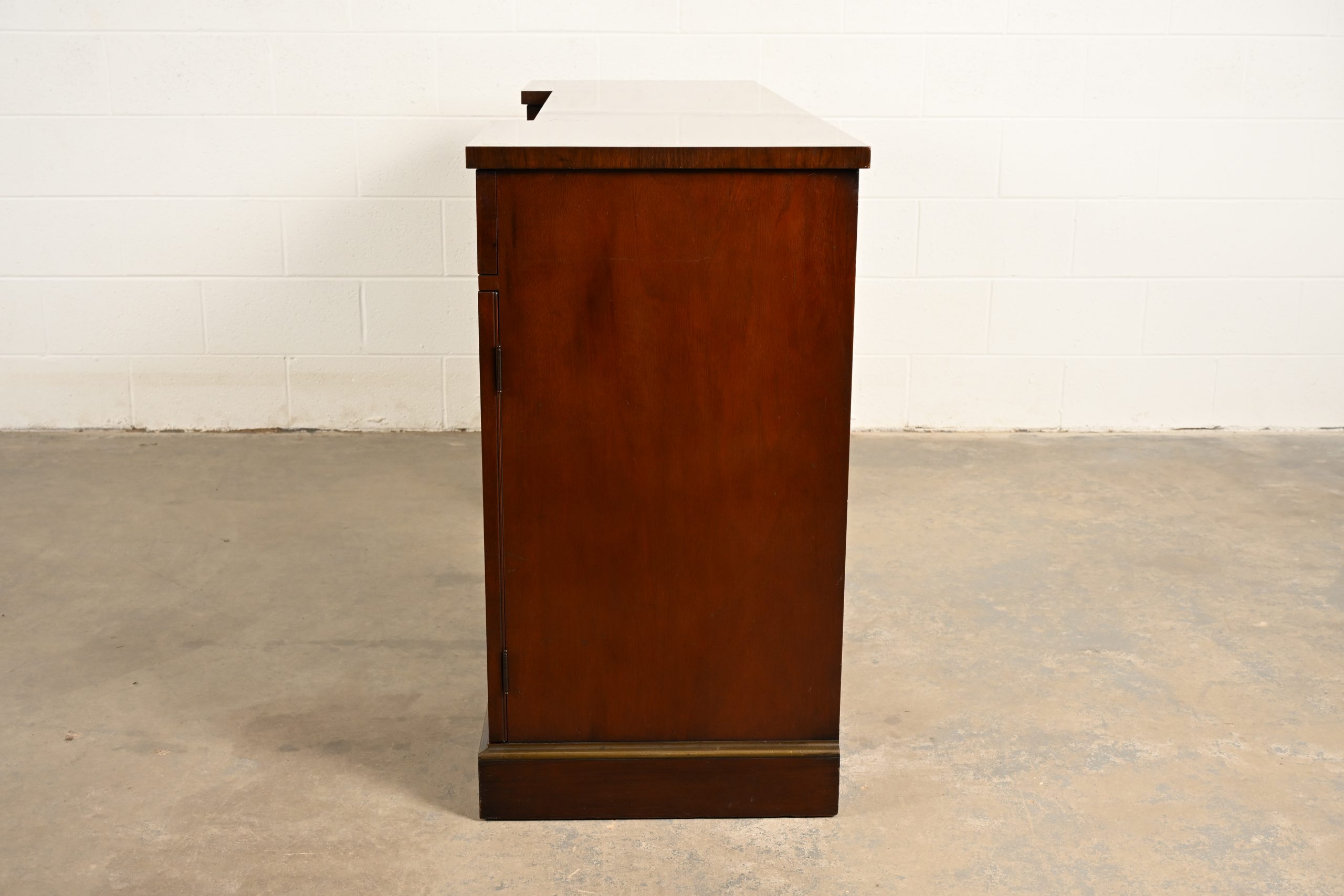 Kittinger English Regency Carved Mahogany Sideboard Buffet, Circa 1960s - Image 15