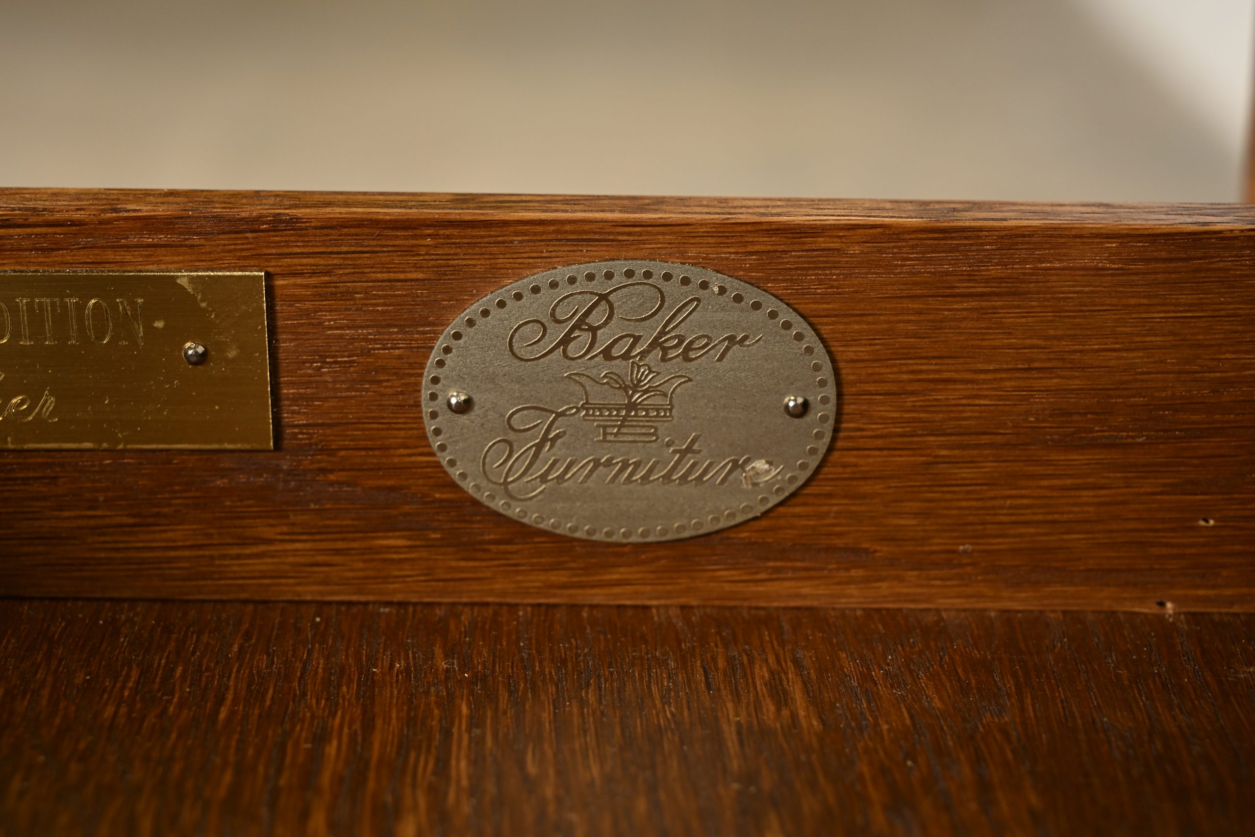 Baker Furniture Regency Inlaid Yew Wood Writing Desk or Console Table, Circa 1980s - Image 16