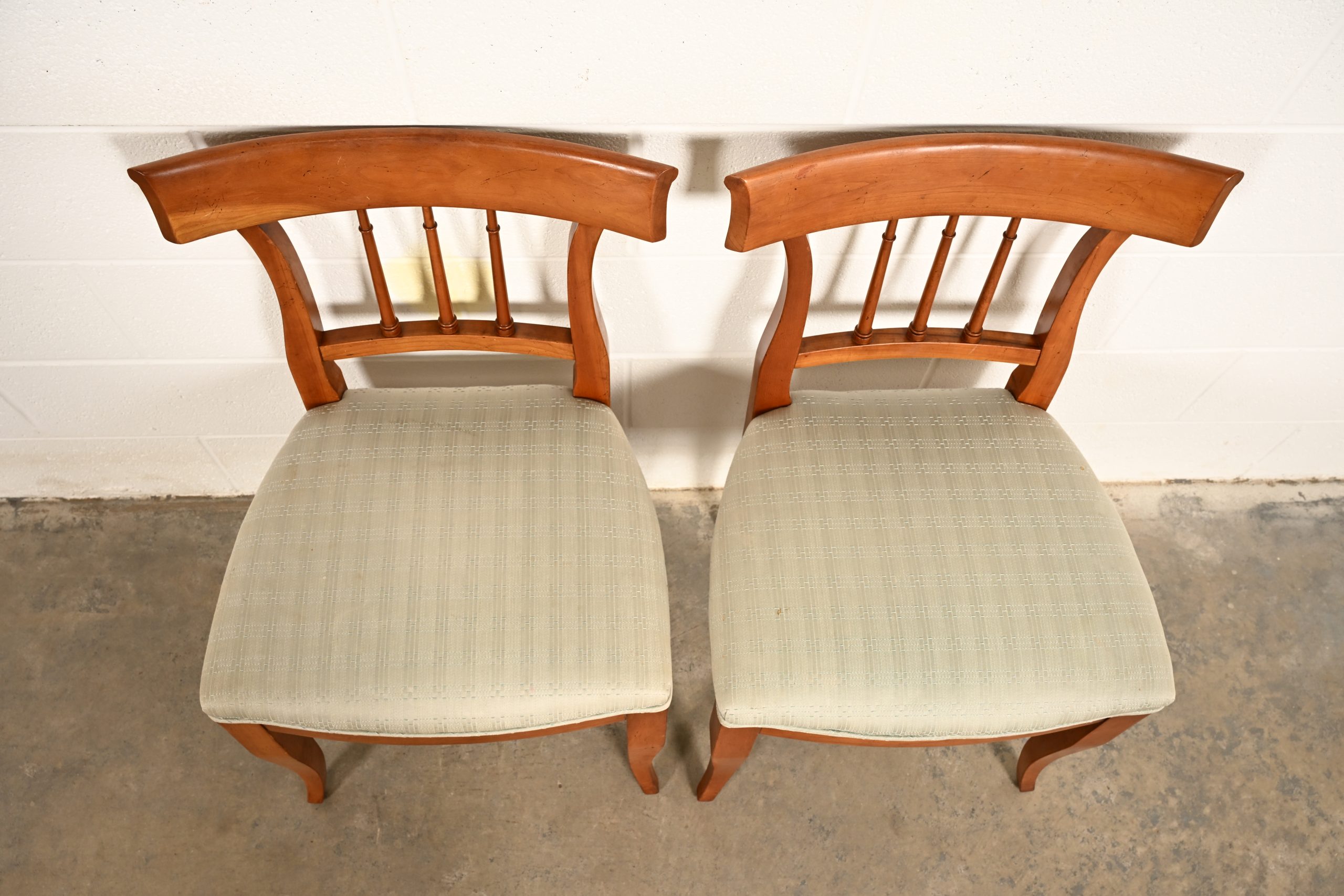 Kindel Furniture Regency Solid Cherry Wood Klismos Side Chairs or Dining Chairs, Pair - Image 5