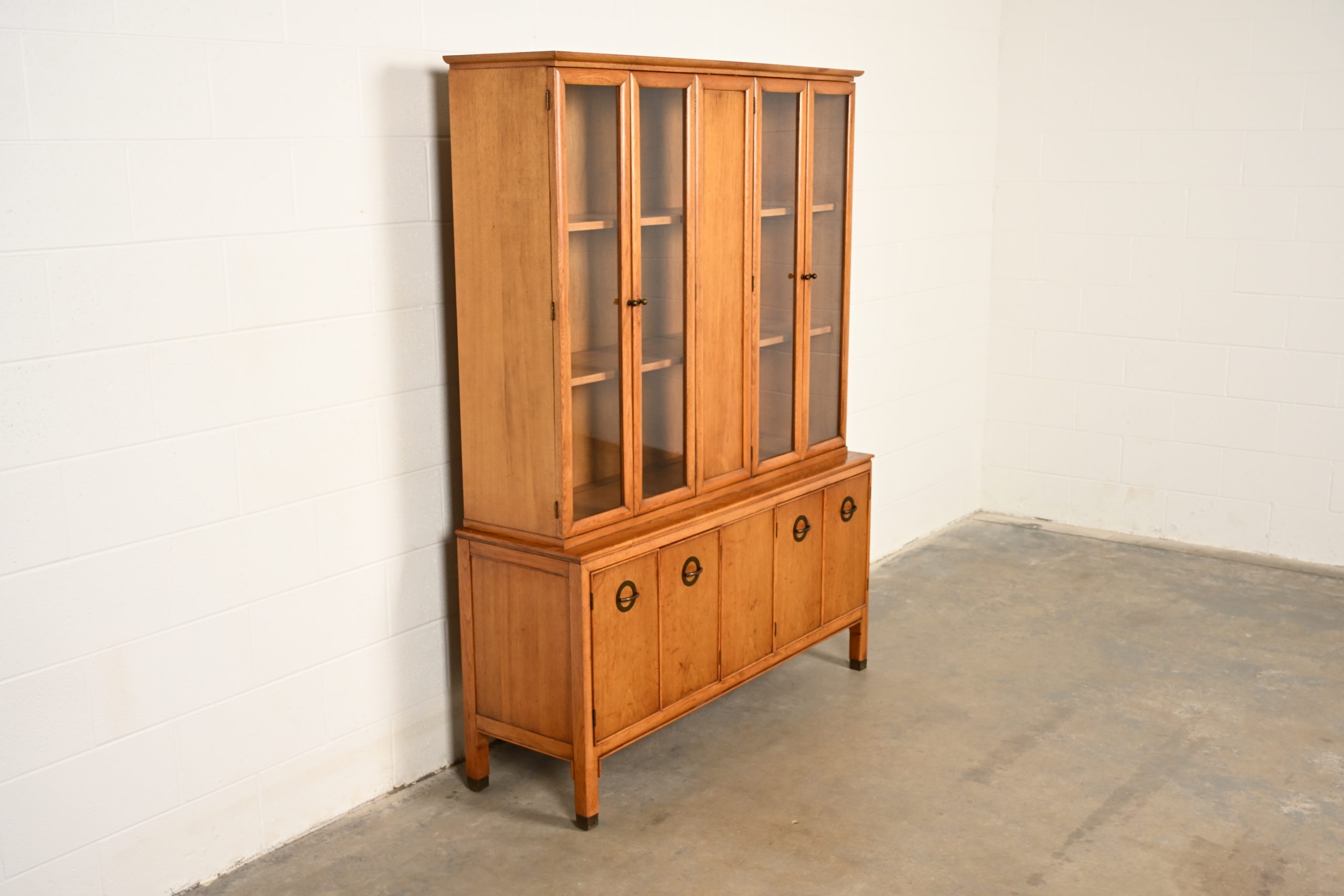 Century Furniture Mid-Century Modern Hollywood Regency Walnut Breakfront Bookcase Cabinet, Circa 1960s - Image 4