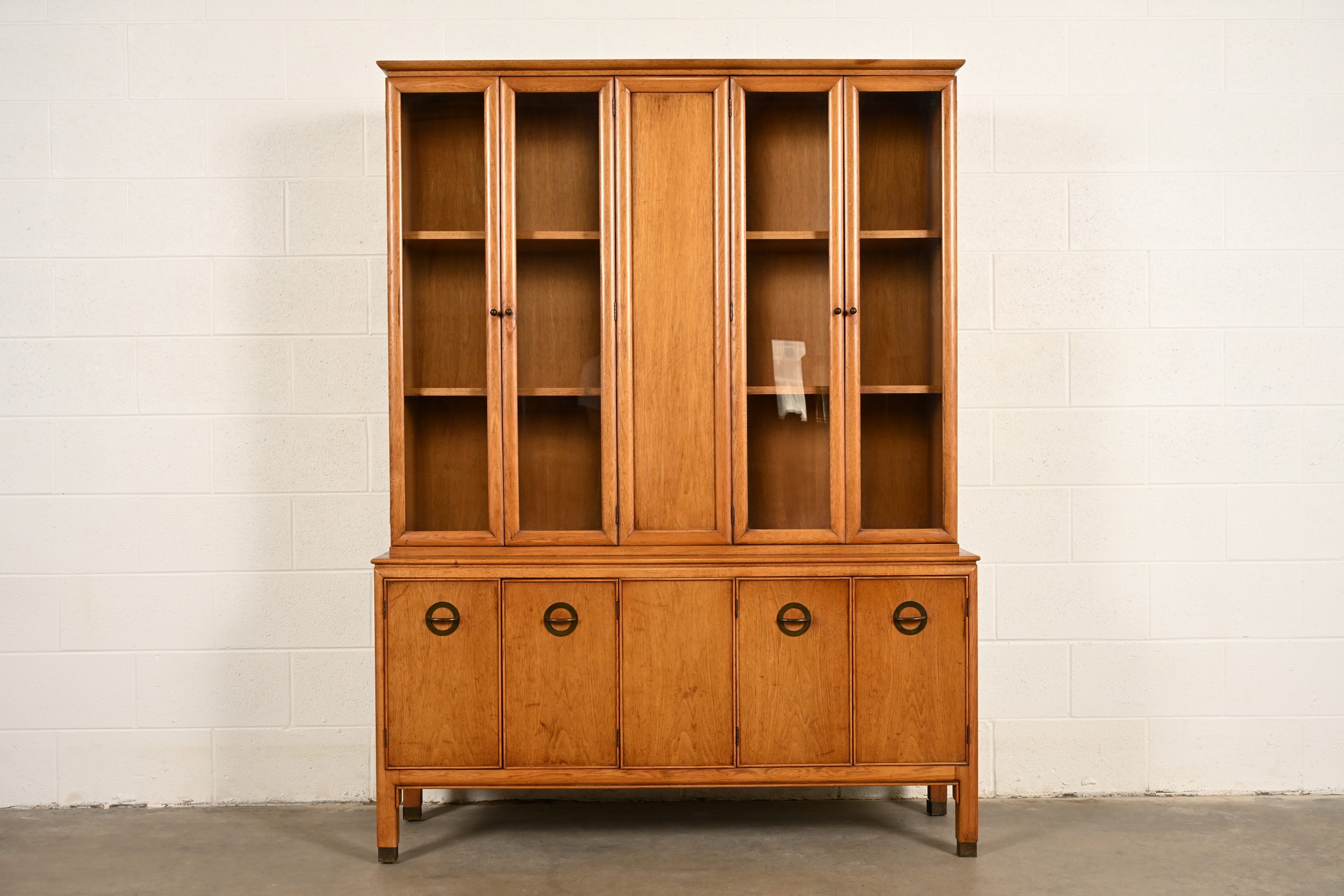 Century Furniture Mid-Century Modern Hollywood Regency Walnut Breakfront Bookcase Cabinet, Circa 1960s