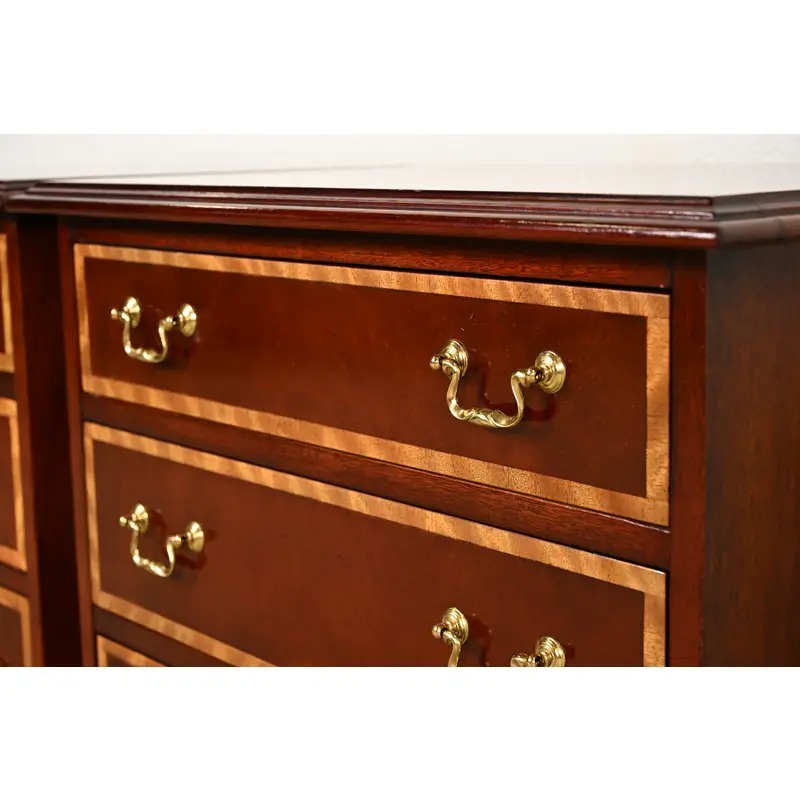 Baker Furniture Georgian Banded Mahogany Bedside Chests, Pair - Image 11