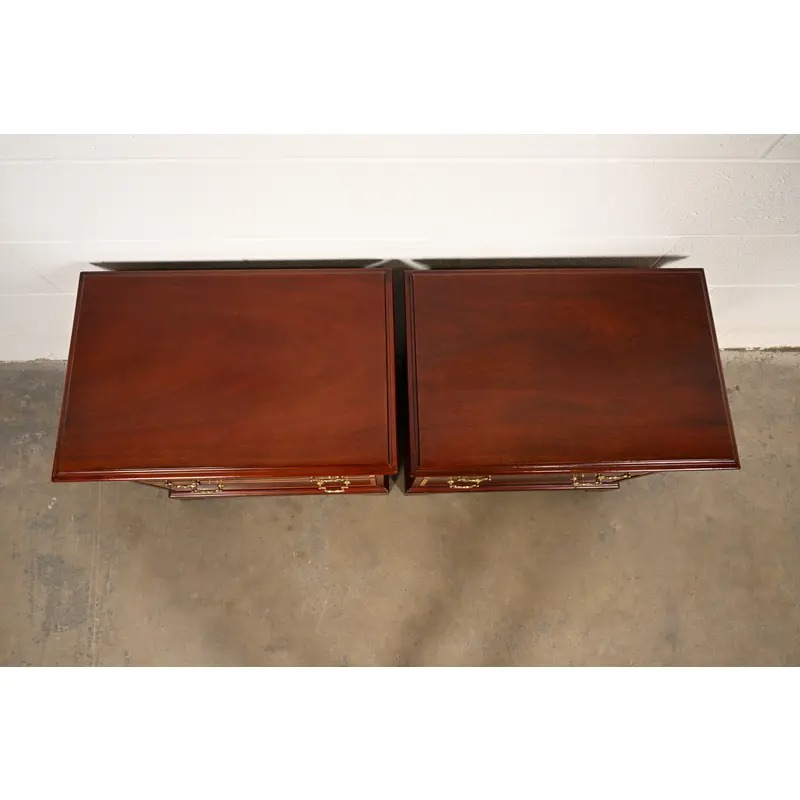 Baker Furniture Georgian Banded Mahogany Bedside Chests, Pair - Image 13
