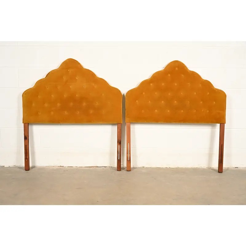Grosfeld House Style Mid-Century Hollywood Regency Tufted Velvet Upholstered Twin Headboards, Pair