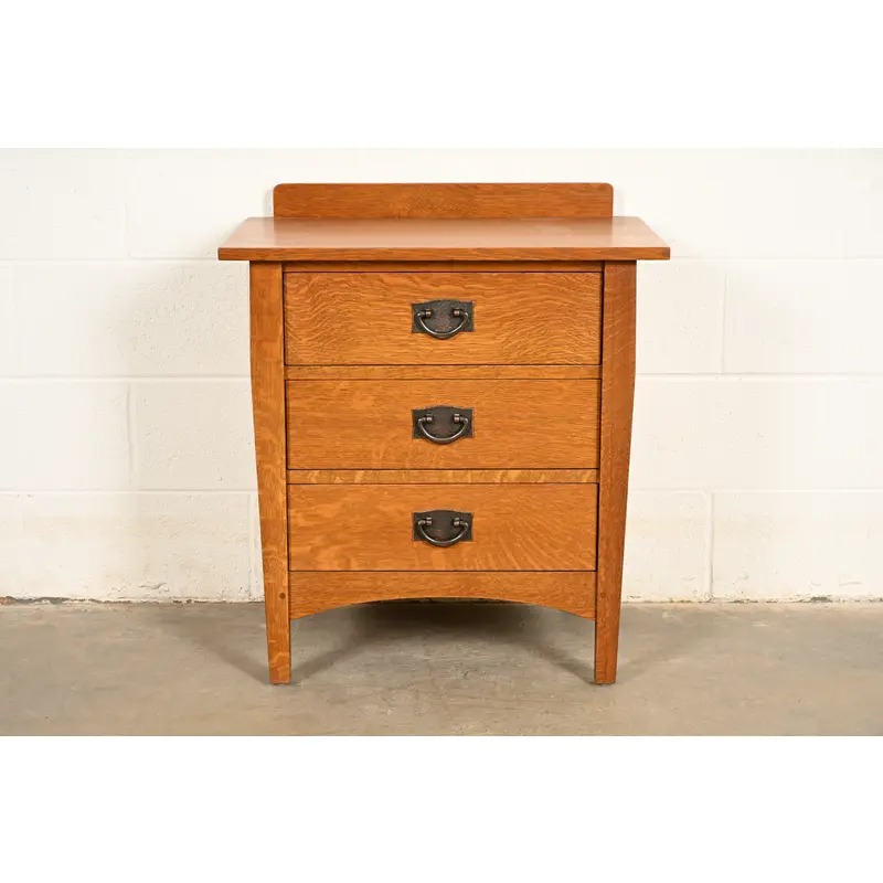 Stickley Mission Oak Arts & Crafts Nightstand or Bachelor Chest