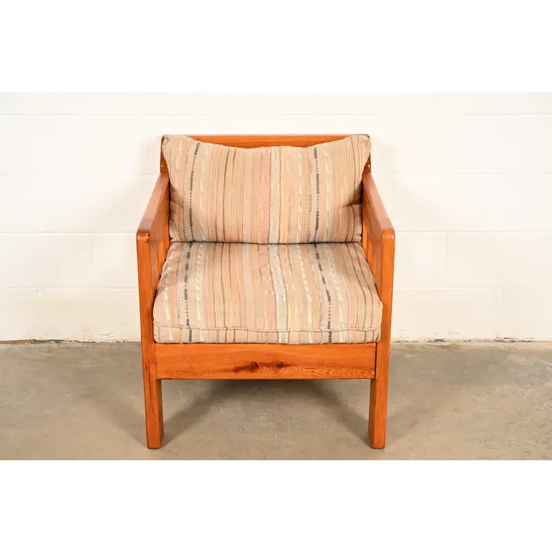 Mid-Century Modern Knotty Pine Lounge Chair With Southwest Upholstery, Circa 1960s - Image 2