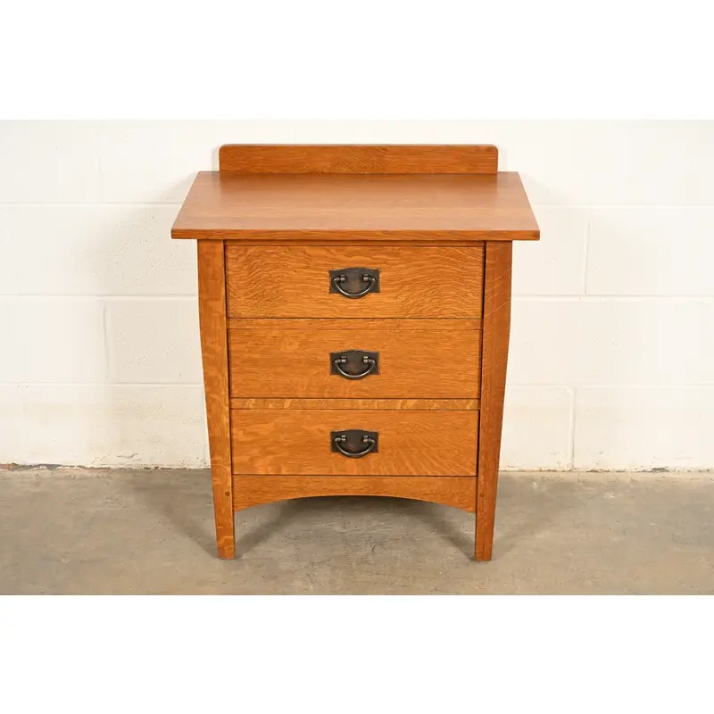 Stickley Mission Oak Arts & Crafts Nightstand or Bachelor Chest - Image 3