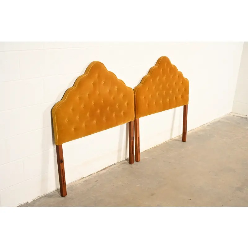Grosfeld House Style Mid-Century Hollywood Regency Tufted Velvet Upholstered Twin Headboards, Pair - Image 4