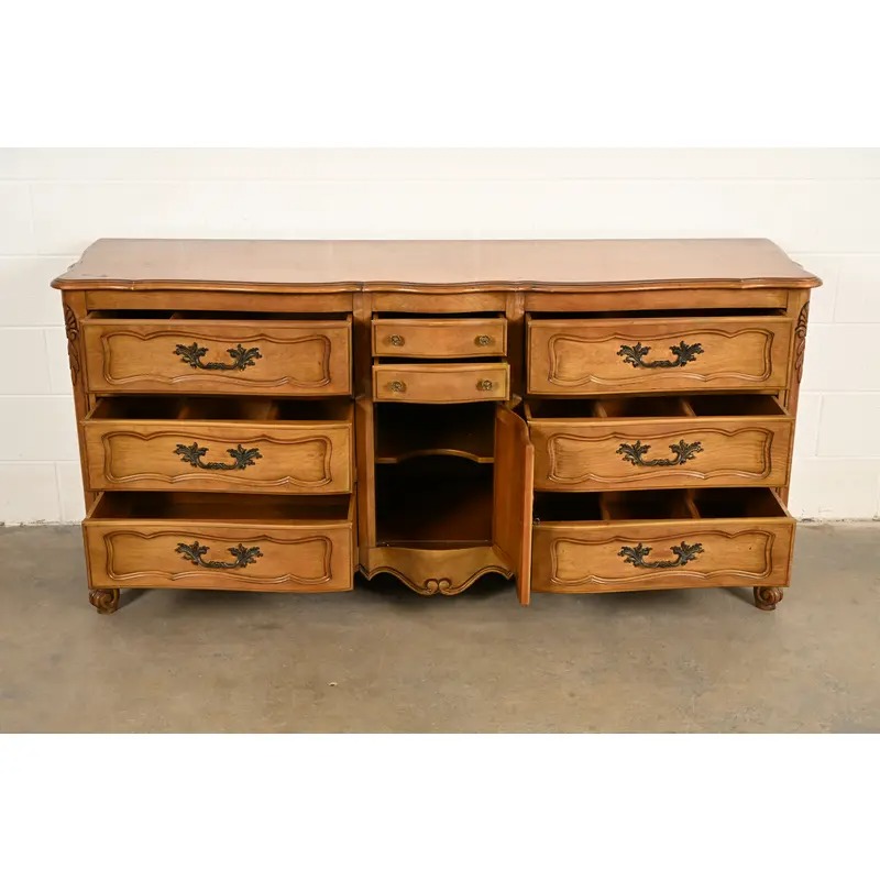 French Provincial Louis XV Carved Fruitwood Triple Dresser by Fancher Furniture, Circa 1960s - Image 5