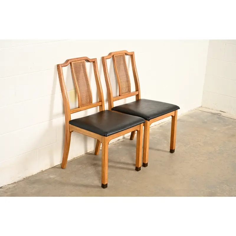 Henredon Style Mid-Century Hollywood Regency Carved Walnut and Cane Side Chairs or Dining Chairs, Pair - Image 5