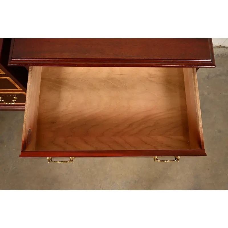 Baker Furniture Georgian Banded Mahogany Bedside Chests, Pair - Image 7