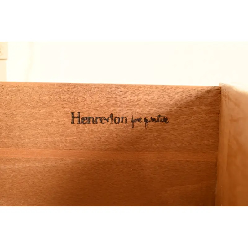 Henredon French Provincial Louis XV Cream Lacquered Armoire Dresser or Gentleman's Chest, Circa 1960s - Image 7