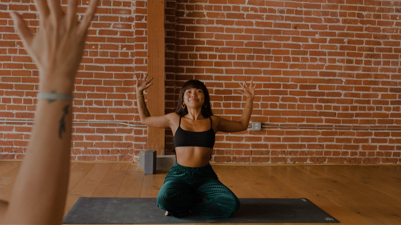 karen resulto, sweat yoga teacher in eagle rock la