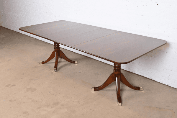 Stickley Georgian Cherry Wood Double Pedestal Extension Dining