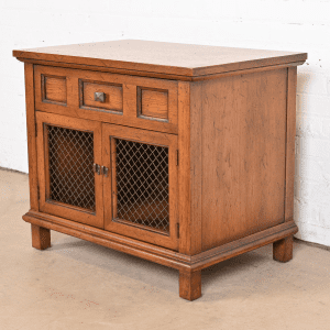 Henredon Mid-Century Modern Walnut Nightstand, 1960s