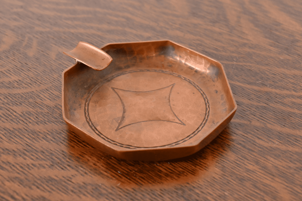 Roycroft Arts & Crafts Hammered Copper Ashtray - LIBERTY & 33RD