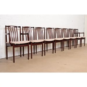 Danish Modern Sculpted Solid Rosewood Dining Chairs by Vamdrup Stolefabrik, Set of Eight