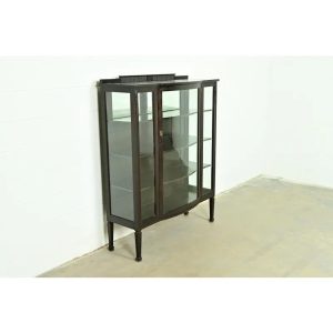 Berkey & Gay Style Antique French Regency Louis XVI Carved Mahogany Bookcase or Display Cabinet, Circa 1900