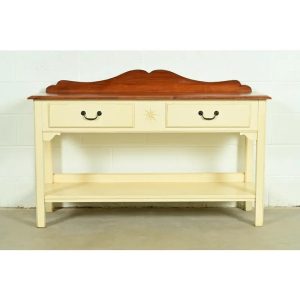 Ethan Allen American Colonial Cream Lacquered Maple Sideboard Buffet Server or Console Table