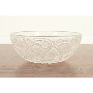 Lalique "Pinsons" Art Deco Frosted Crystal Glass Bowl, Circa 1930s