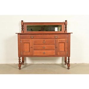 Stickley Brothers Antique Mission Oak Arts & Crafts Sideboard or Bar Cabinet, Circa 1910