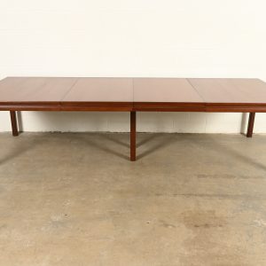 Edward Wormley for Dunbar Mid-Century Modern Walnut Extension Dining Table, Newly Refinished
